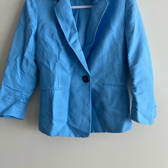 Blazer - Picture 1 of 4